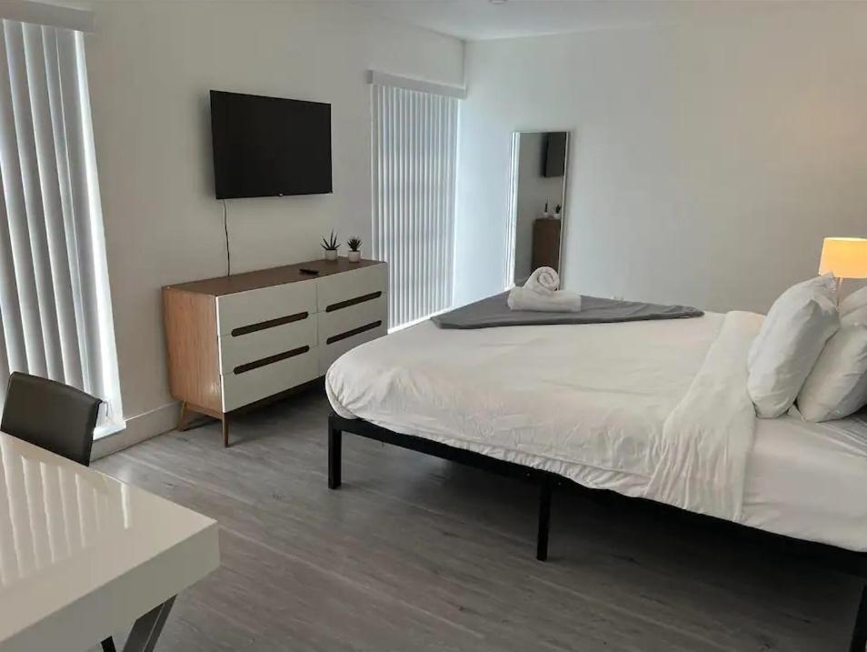 Designer River View Apartments Fort Lauderdale Ngoại thất bức ảnh